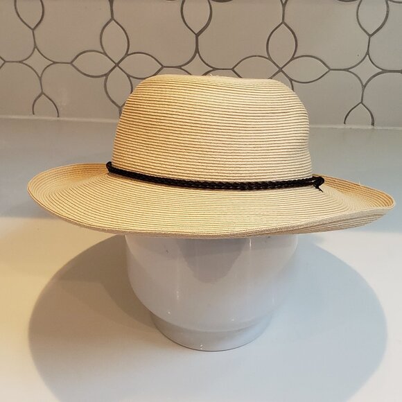 HBY Miami 100% Paper Straw Hat with Chin Strap - Picture 2 of 11
